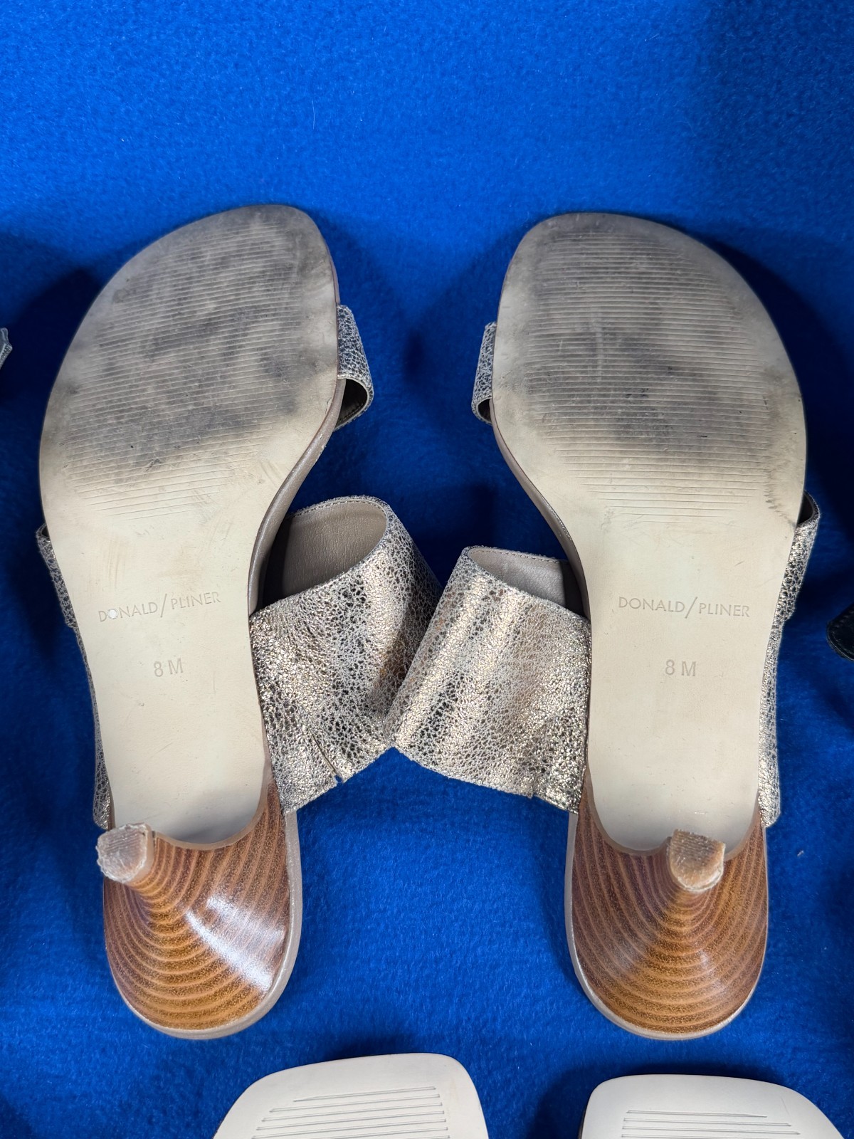 SIZE 8-8 1/2 LOT OF 8 PAIRS OF WOMENS SHOES INCLUDING DIOR & OTHER BRANDS