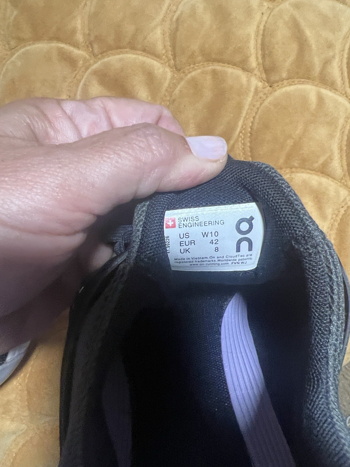 On Cloud cloudswift Athletic Sneakers CloudTec Sole Black/Gray/White