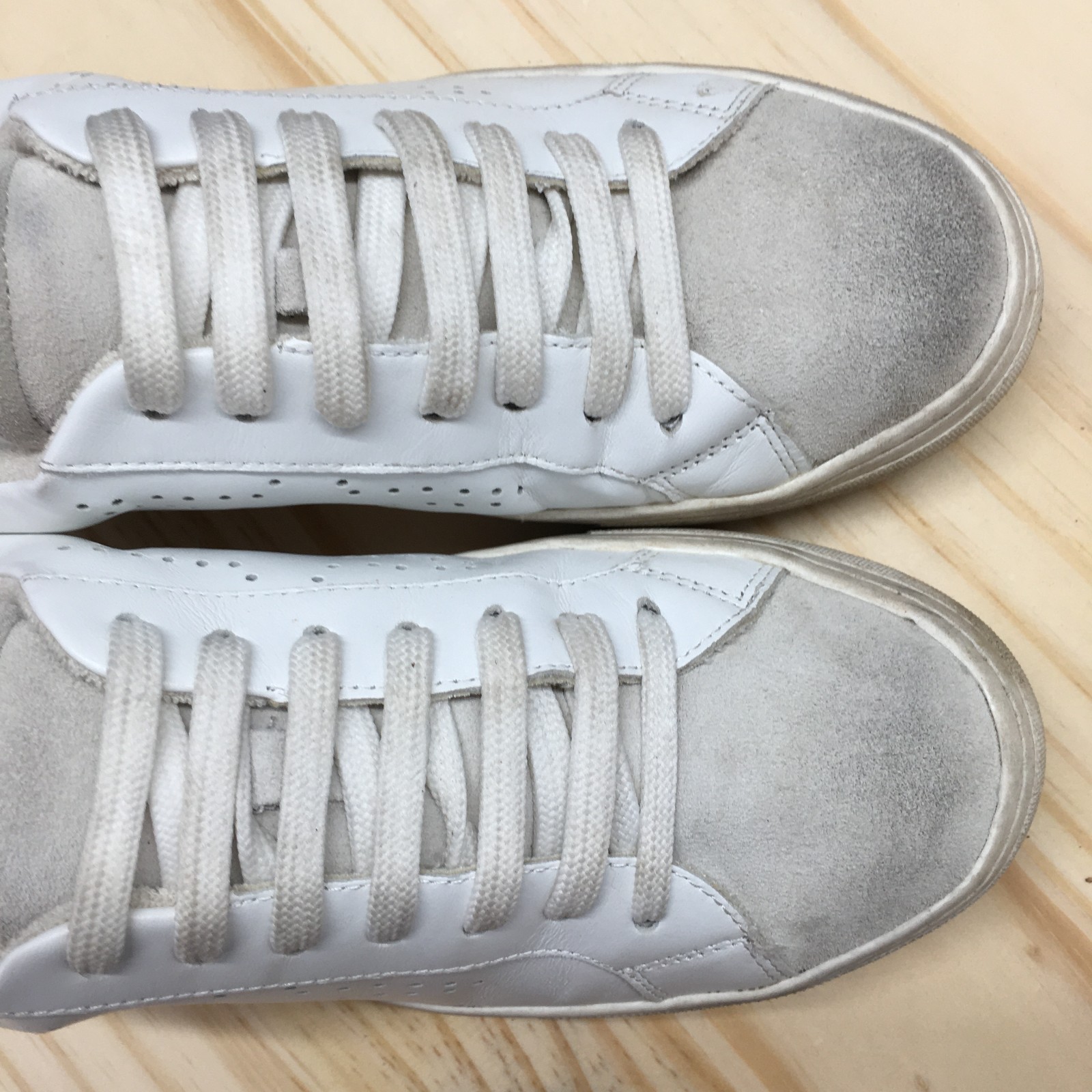 Steve Madden Sneaker Womens 8M White Rezume Round Toe Laced Up Casual Leather