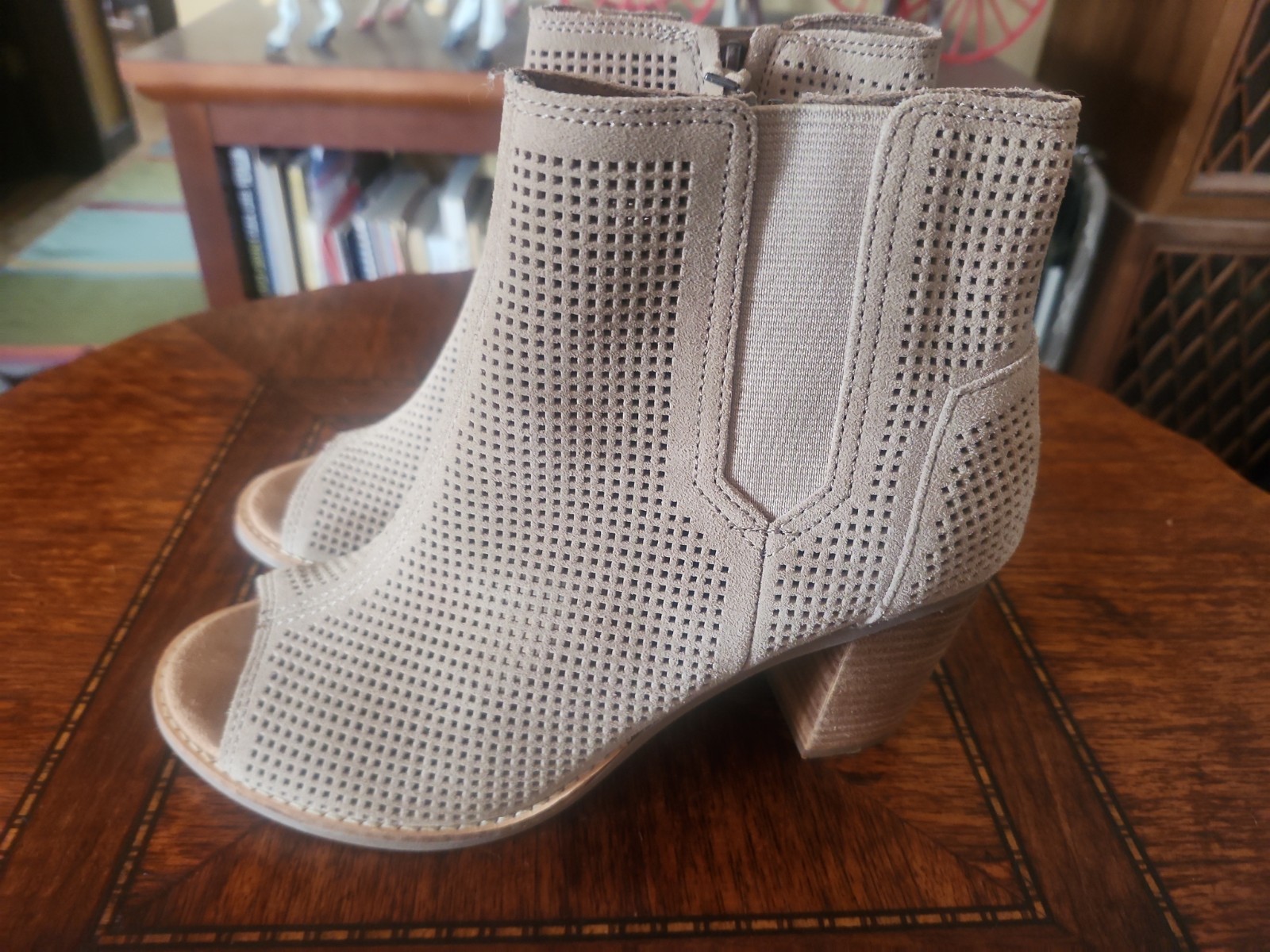Toms Majorca Peep Toe Perforated Heel Ankle Shoes 7.5