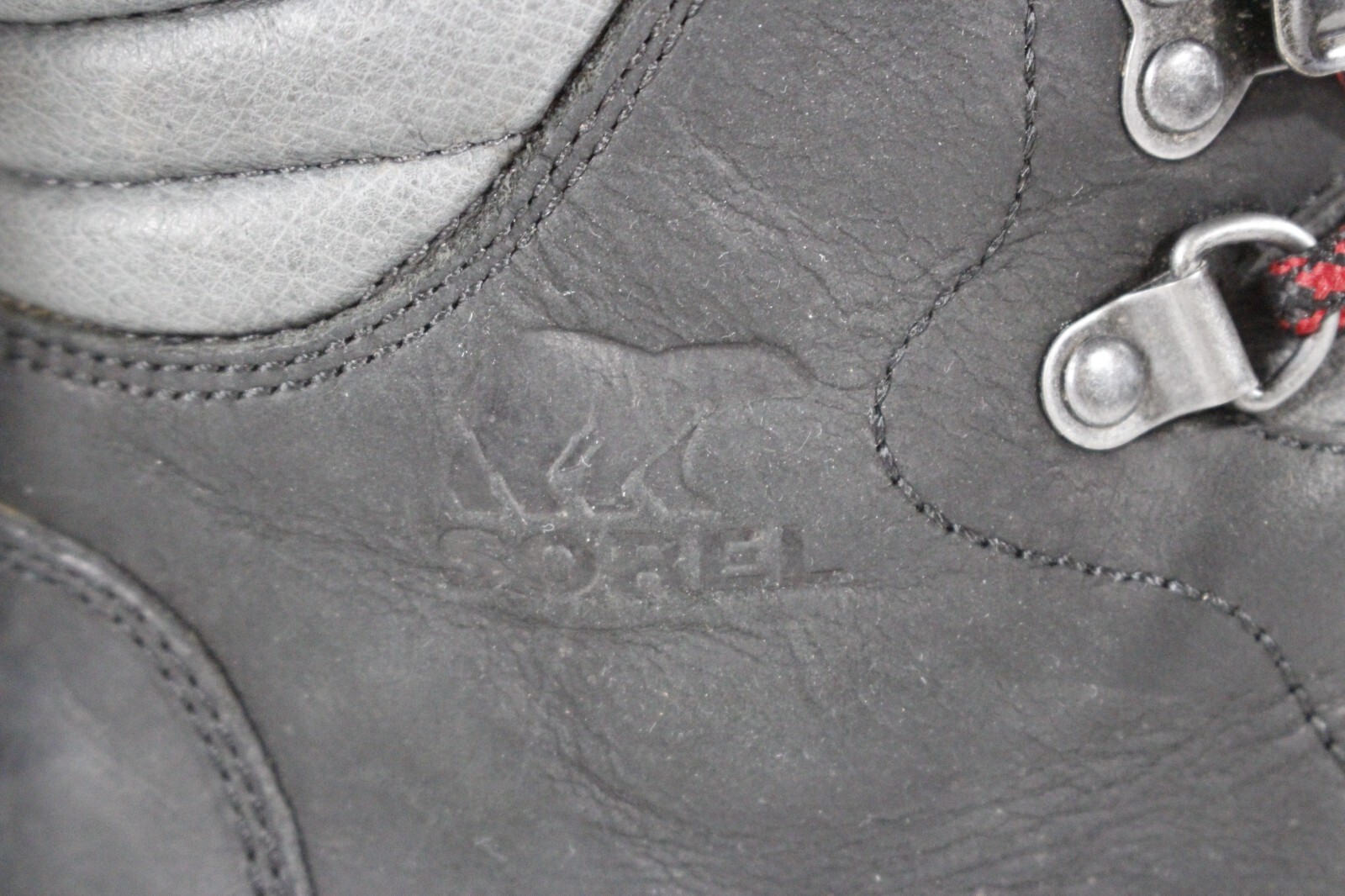 Sorel Boots Women’s 5.5 Conquest Wedge Ankle Hidden Heel Leather NL2337 Black