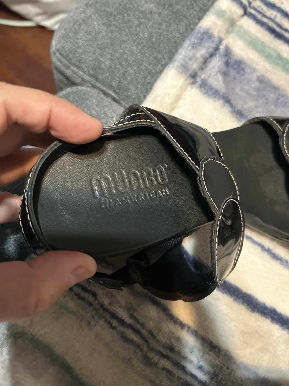 Munro Solar Eclipse Black Patent/Black Slingback Heel Sandals Size 7W