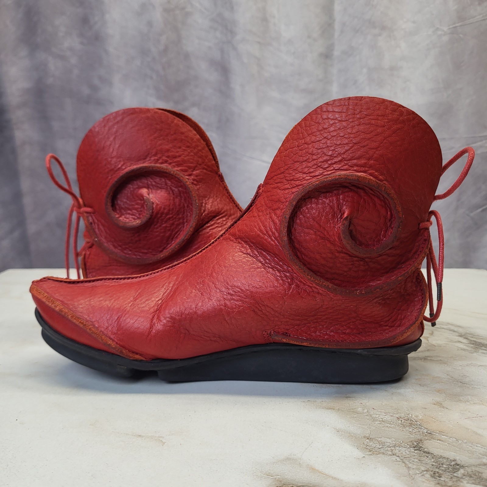 Trippen Taurus Penna Back Lace Midevil Peasant Booties Red Elf Women’s 37