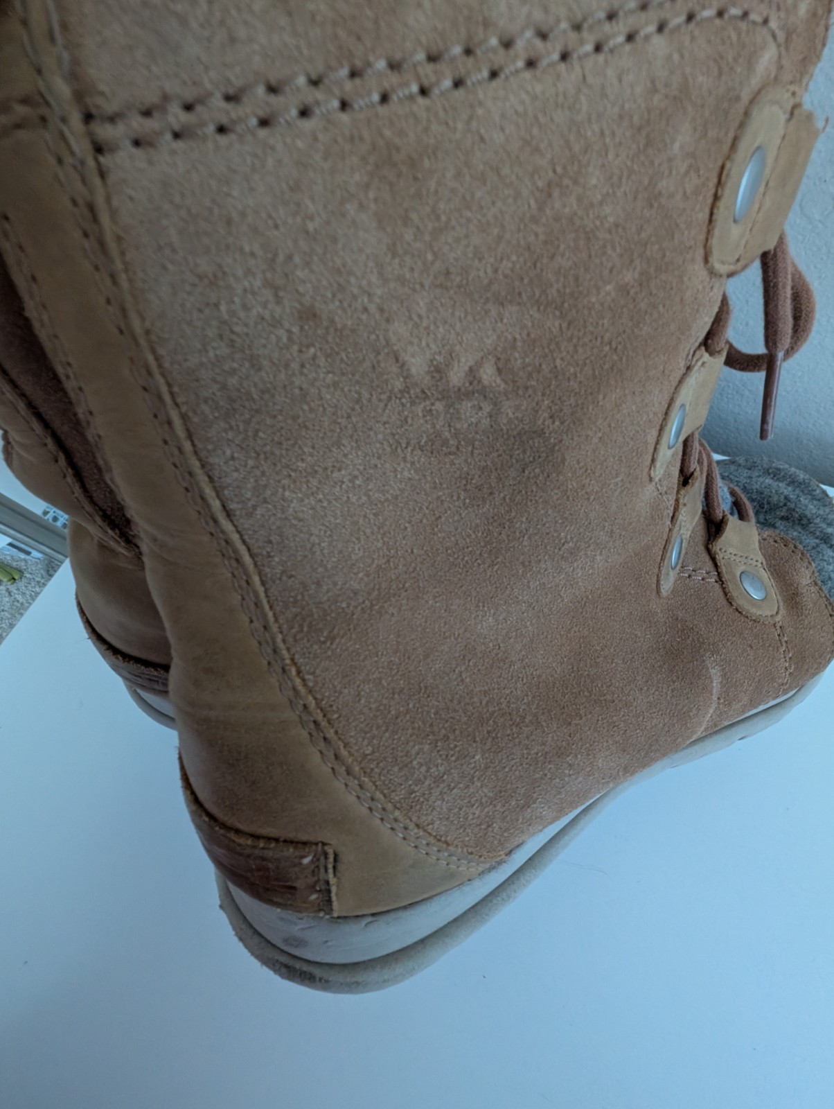 Sorel boots Explorer Joan brown gray suede leather waterproof womens 11