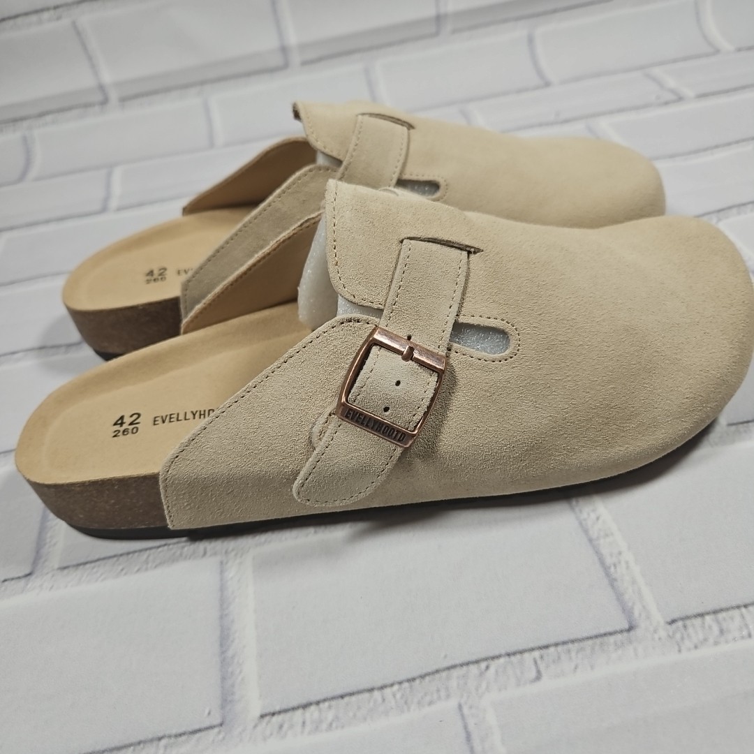 Evellyhootd Clogs brand new womans shoes in box …apricot color size 10.5