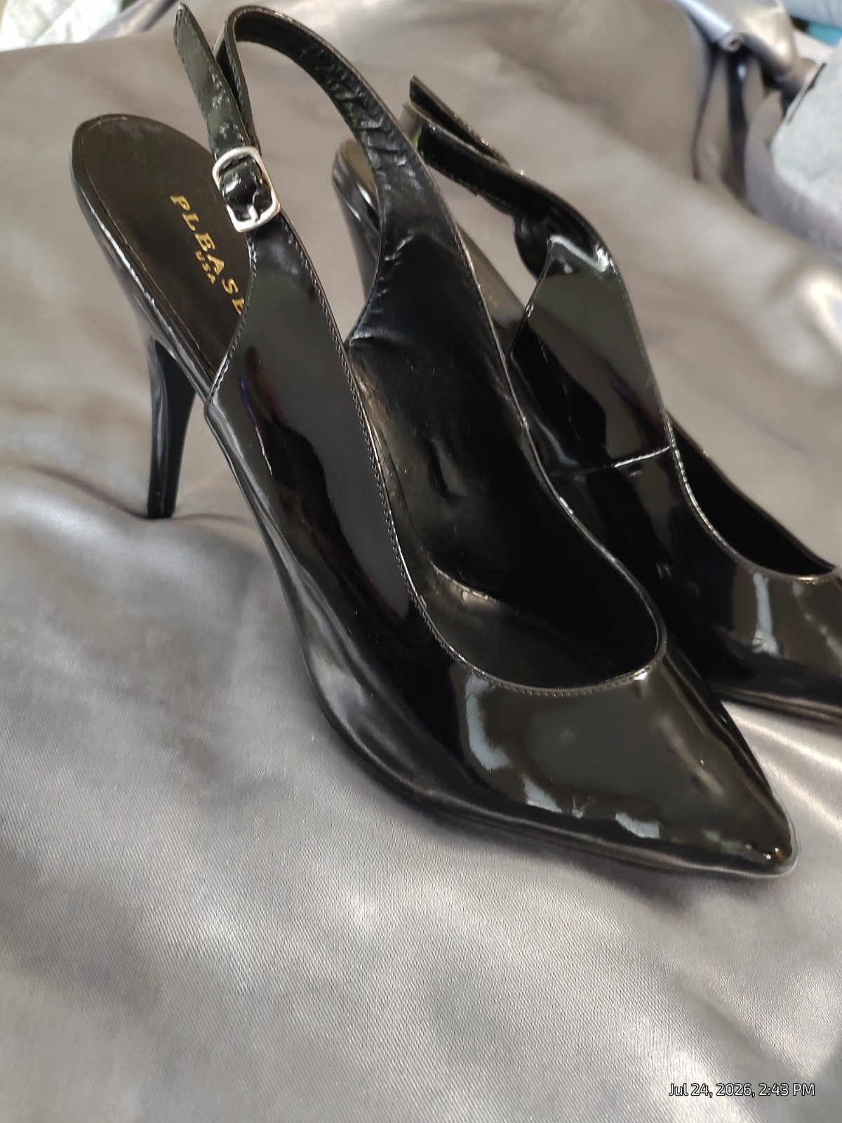 Womens shoes black patent leather Pleaser brand size 16 with a 5″ heel