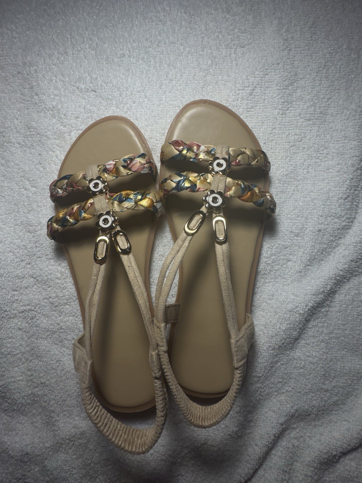Bohemian Fashion Flat Sandals Embroidered Flower Vacation Beach Shoes Size 6.5