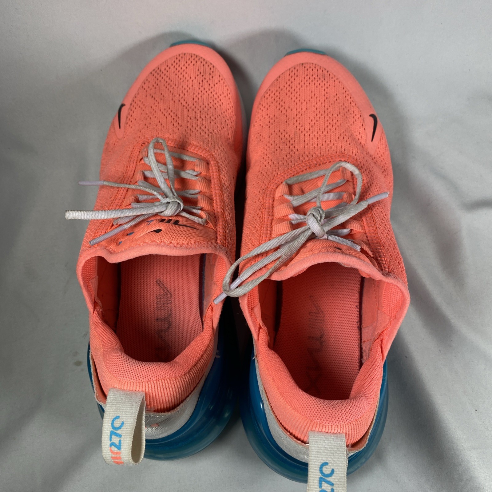 Nike Air Max 270 Women’s Size 9.5 Sneakers Lava Glow Pink Blue