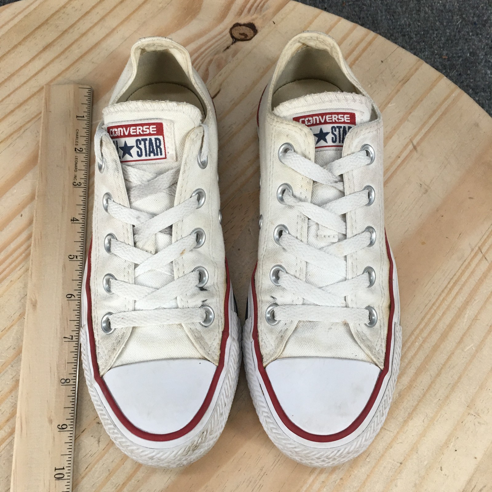 Converse Chuck Taylor All Star Shoes Mens 4 Womens 6 Lace Up Sneakers Canvas Whi