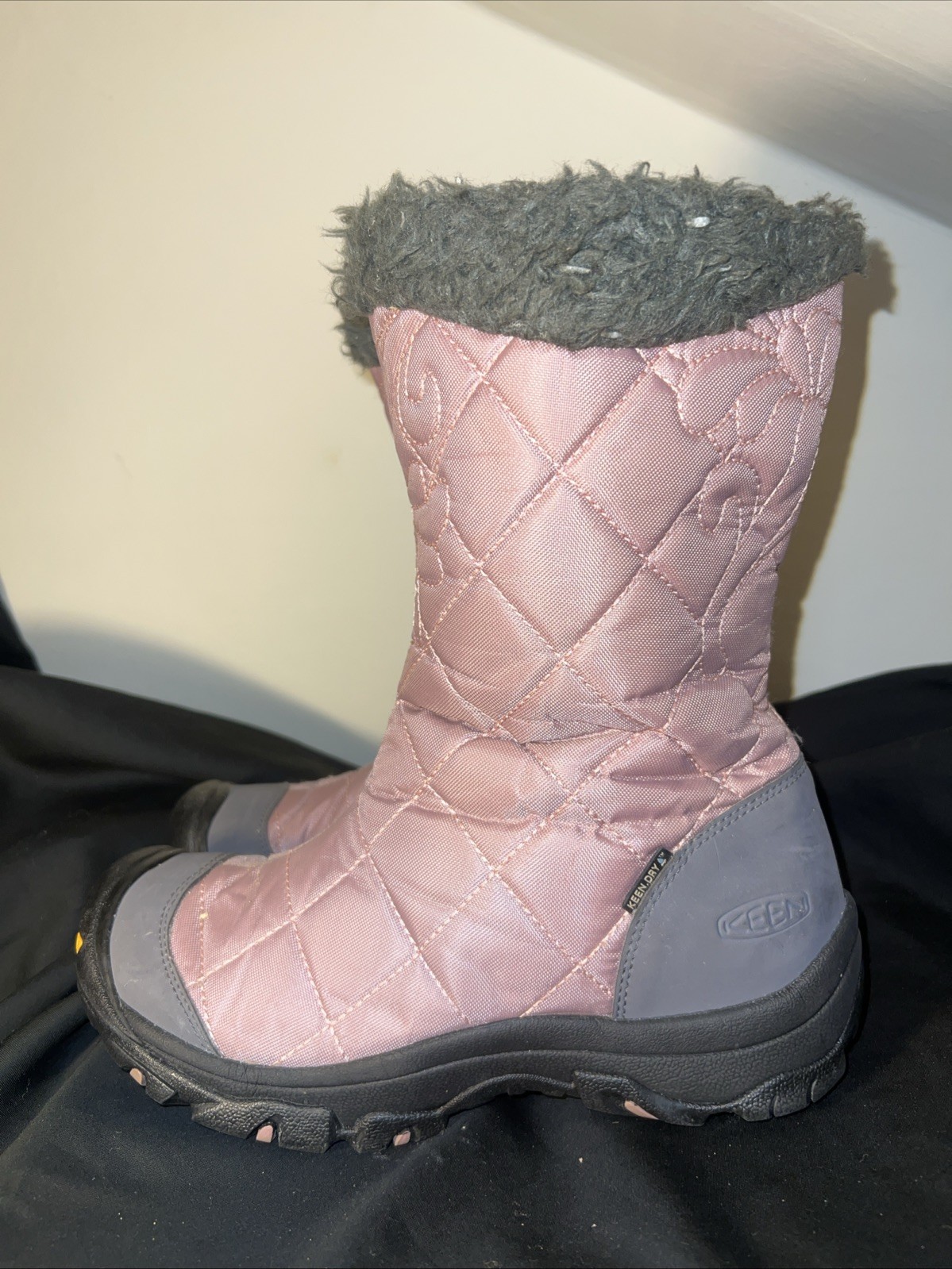 WOMENS KEEN BURLINGTON Insulation Pink Quilted Textile Zip Up Winter Boots 8M
