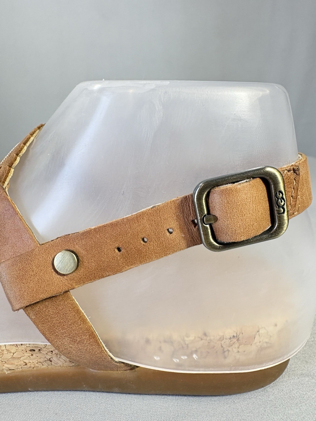 UGG Ayden II Flat Leather Cork Thong Sandals almond US 6 T Strap Adjustable
