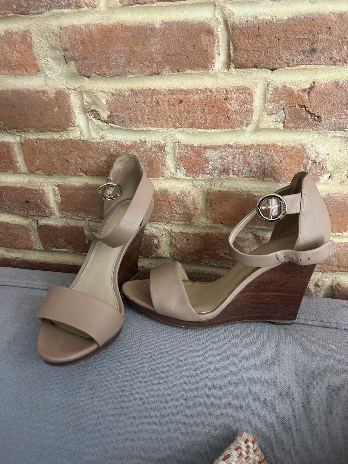 MICHAEL Michael Kors Women’s Beige/Brown Leather Wedge Sandals 9.5