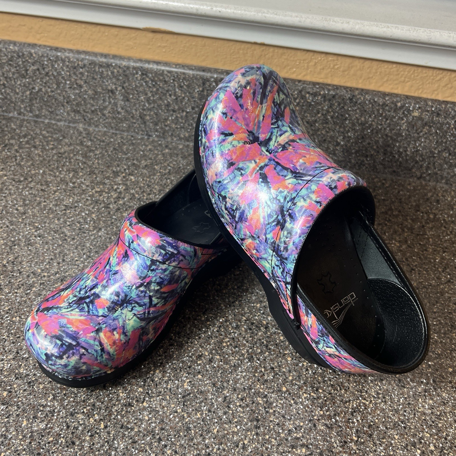 Dansko Leather Clogs Glossy Multicolor Women’s EU 37 US 6-6.5 Slip On Work Shoes