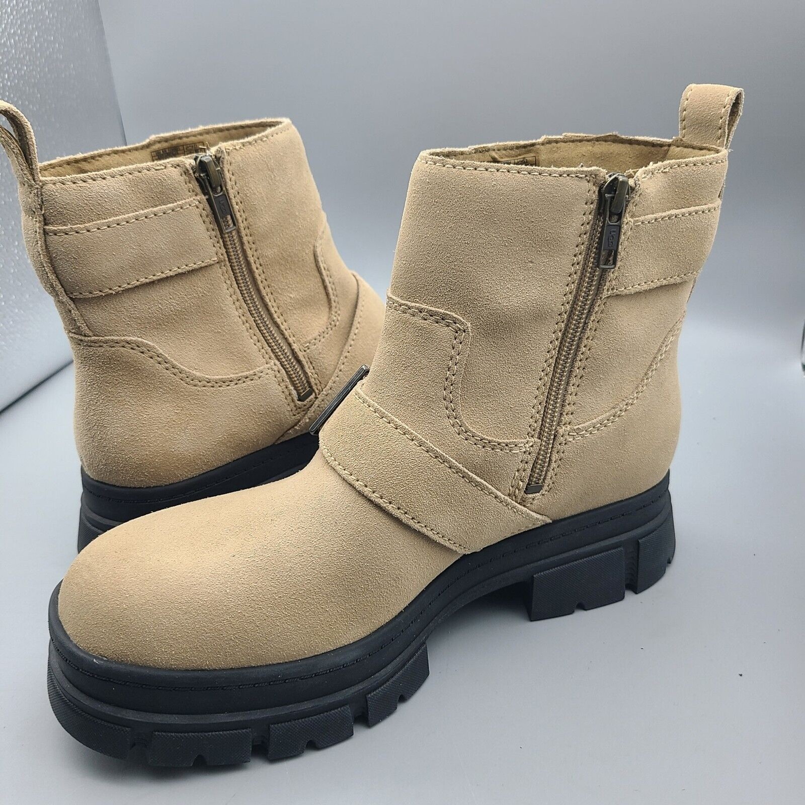 Ugg Ashton Boots Ankle Straps Buckle Zip Rugged Sand Suede Women Sz 8 39 New