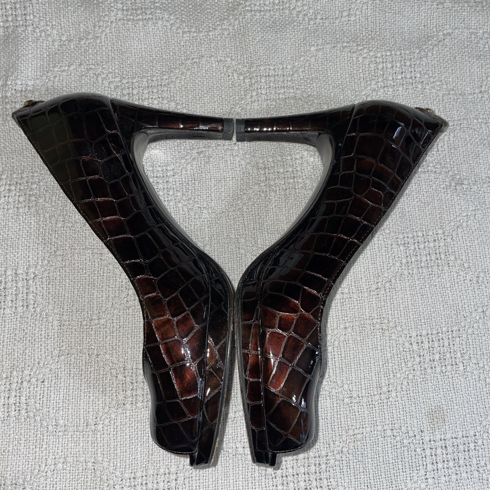 Stuart Weitzman Dress Pumps Womens Size 6.5 M Brown Faux Gator Business Formal