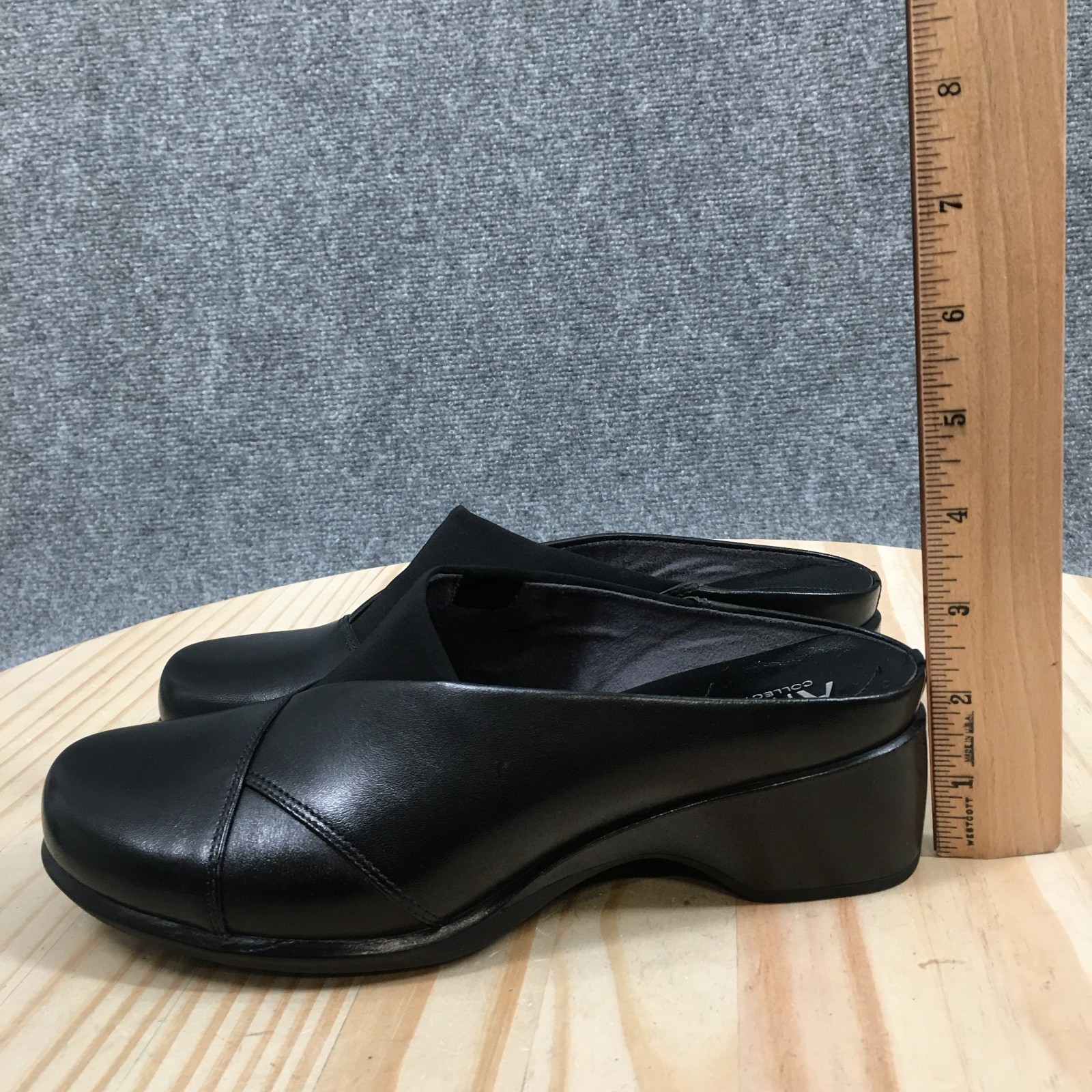 Clarks Artisan Tyler Mules Clogs Shoes Womens 7XW Extra Wide Black Leather NEW