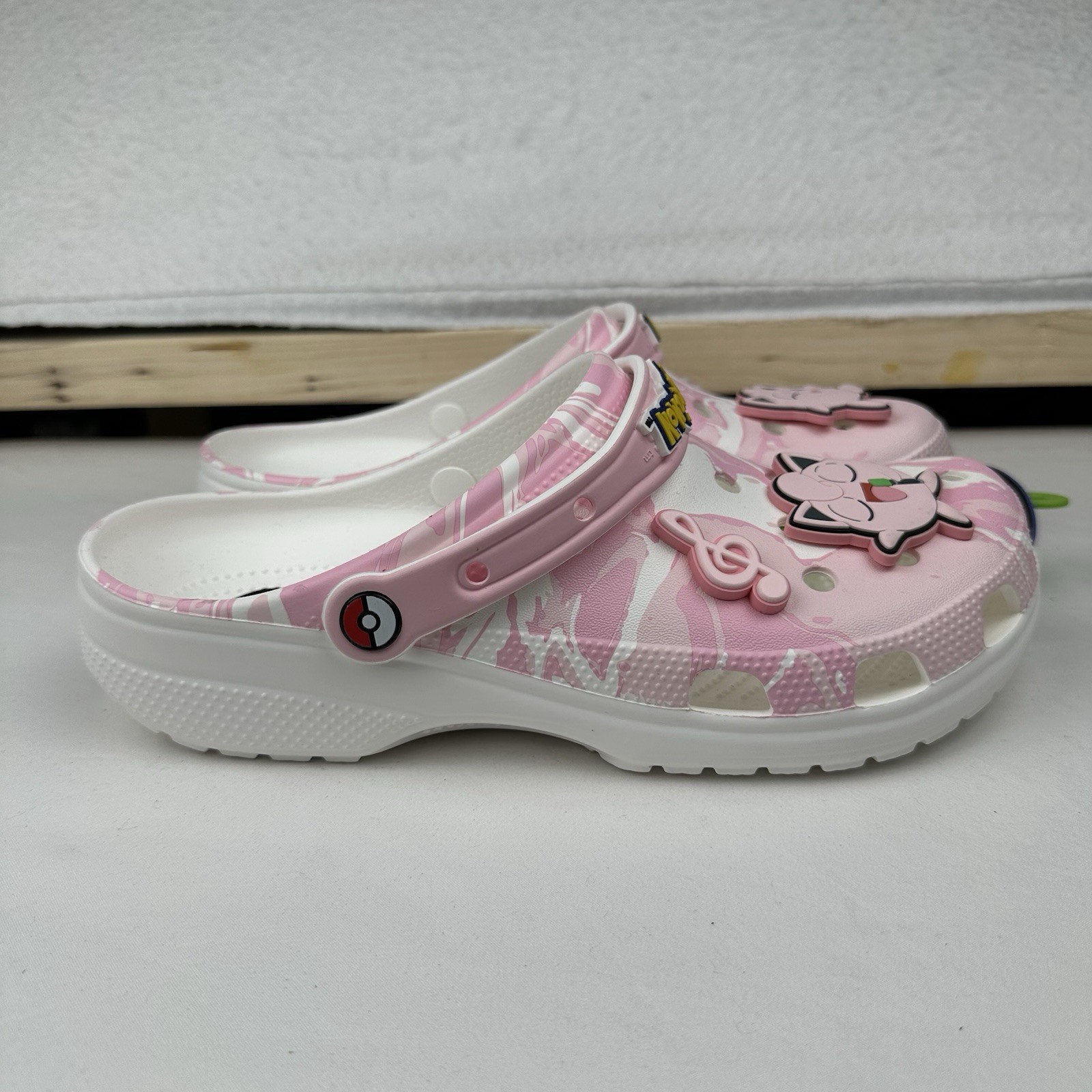 Crocs x Pokemon Classic Clog Pink Jigglypuff Light Up Unisex Size M11/W13