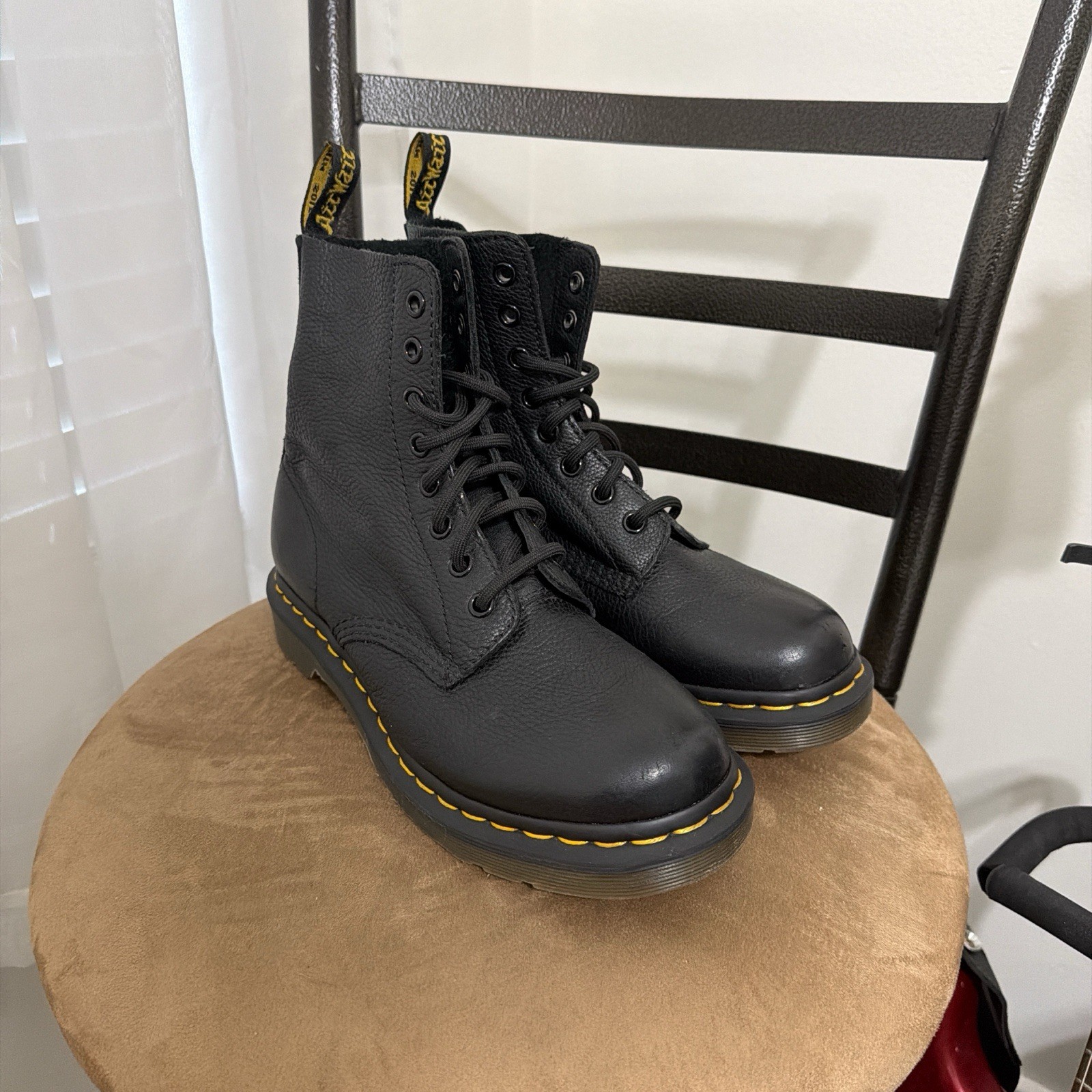 Dr. Martens Pascal 1460 Virginia Leather Boots for Women, Size US 7 – Black -…