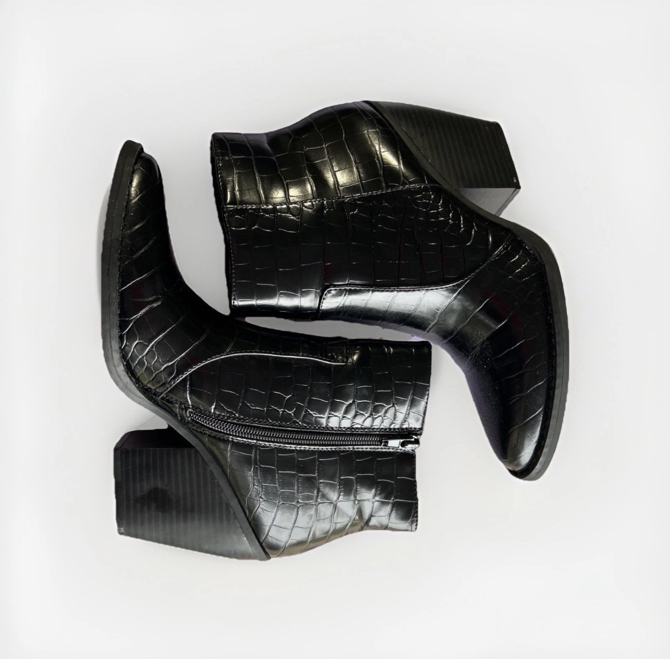 Madden Girl Women’s Black Faux Leather Ankle Booties Croc Embossed Sz 9 NEW
