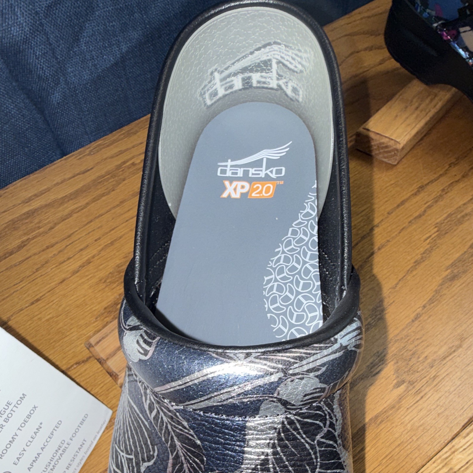 Dansko XP 2.0 Women’s Leather Metallic Black Floral Slip On Clog EU 42 US 11