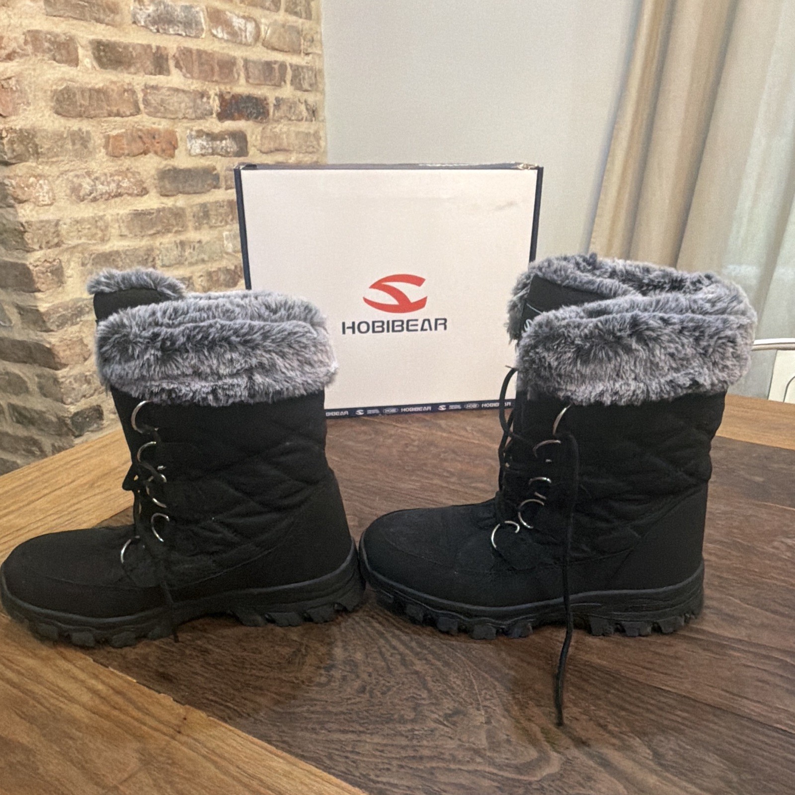 HOBIBEAR AW8670 Women’s Black Faux Fur Lined Lace-Up Snow Boots US 9 EU 40
