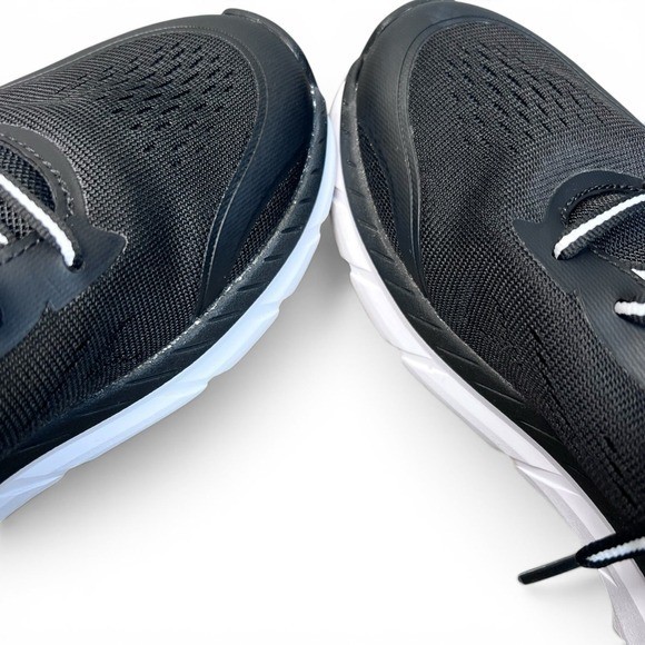 Avia Women’s Hightail Athletic Sneakers – Black/White Size 7 Comfortable Run