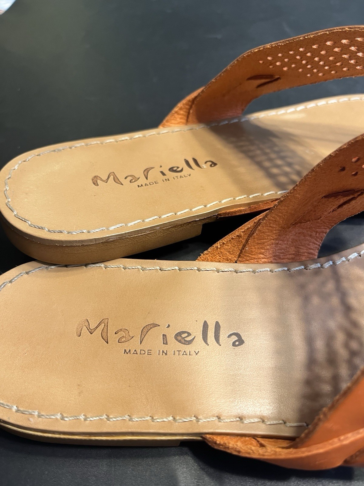 Mariella Italy Orange Perforated Leather Thong Flat Sandals Women’s Sz 10