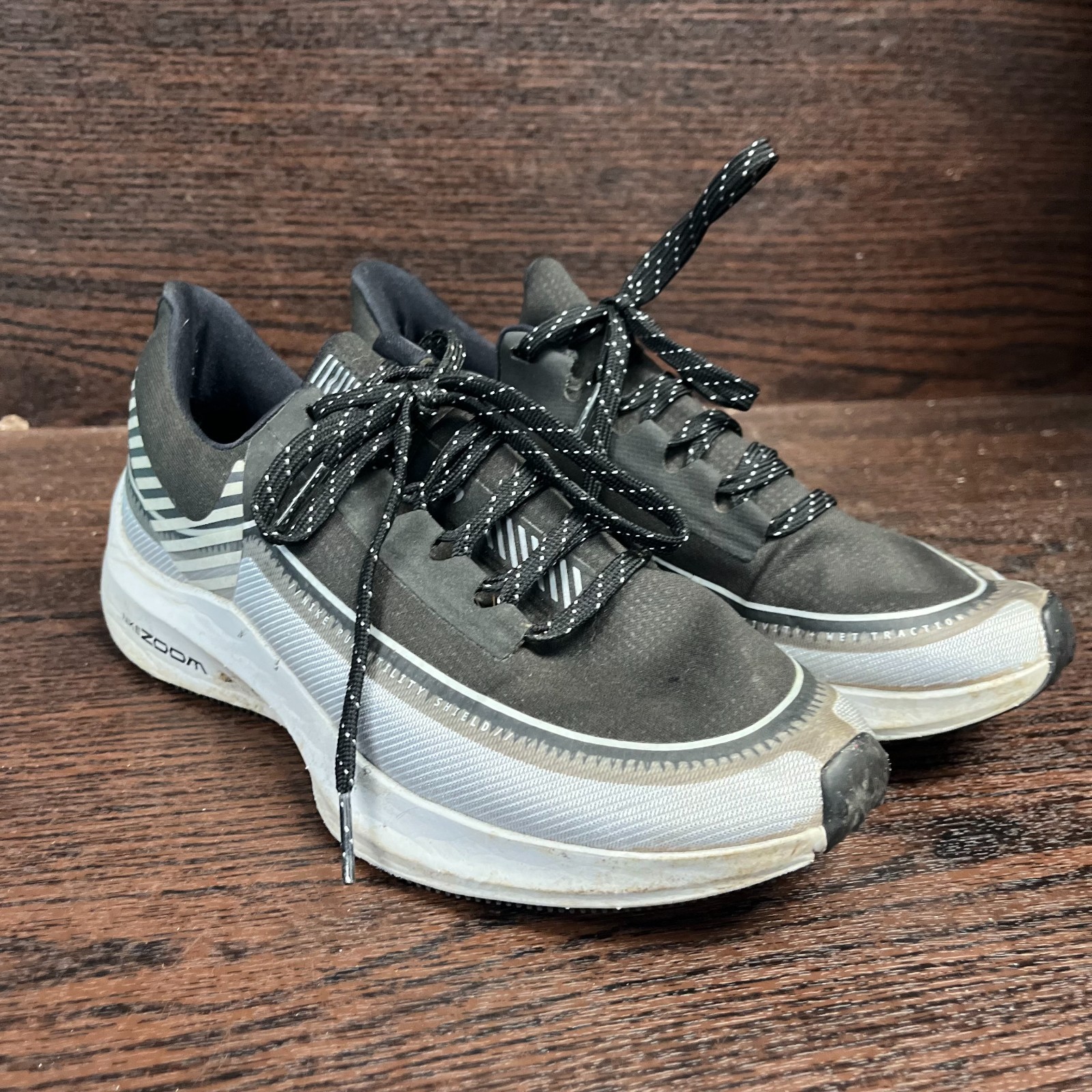 Nike Zoom Run Utility BQ3191-001 Women’s Running Shoes Size 7 Black Gray