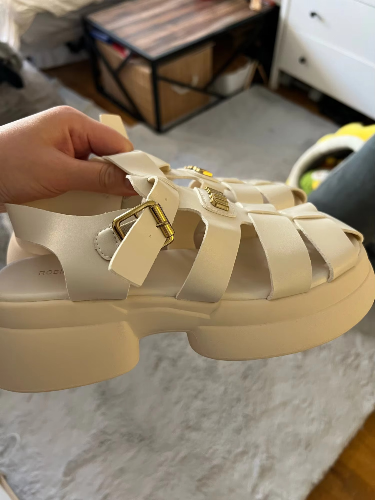 Punk Fashion Comfortable Casual Thick-soled Platform Buckle Sandal Gold Detail