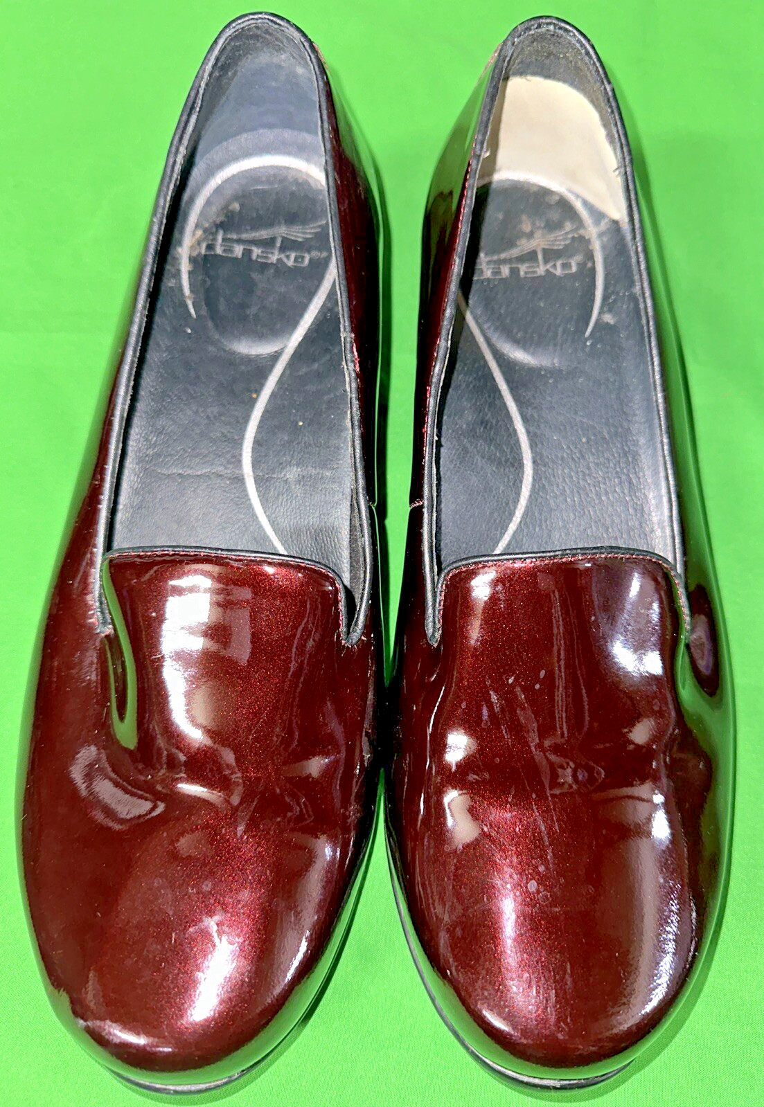 Dansko Olivia Cherry Red Patent Leather Loafer Shoes Sz 7.5 Dressy Unique Color