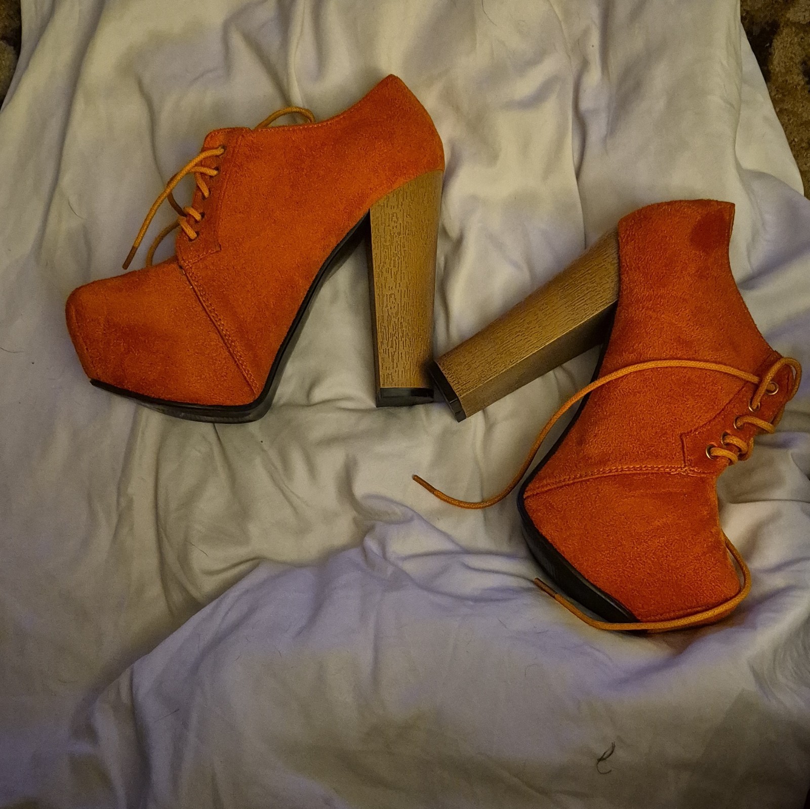 Traffic Orange Suede Platform Lace-Up Ankle Bootie Round Toe 6