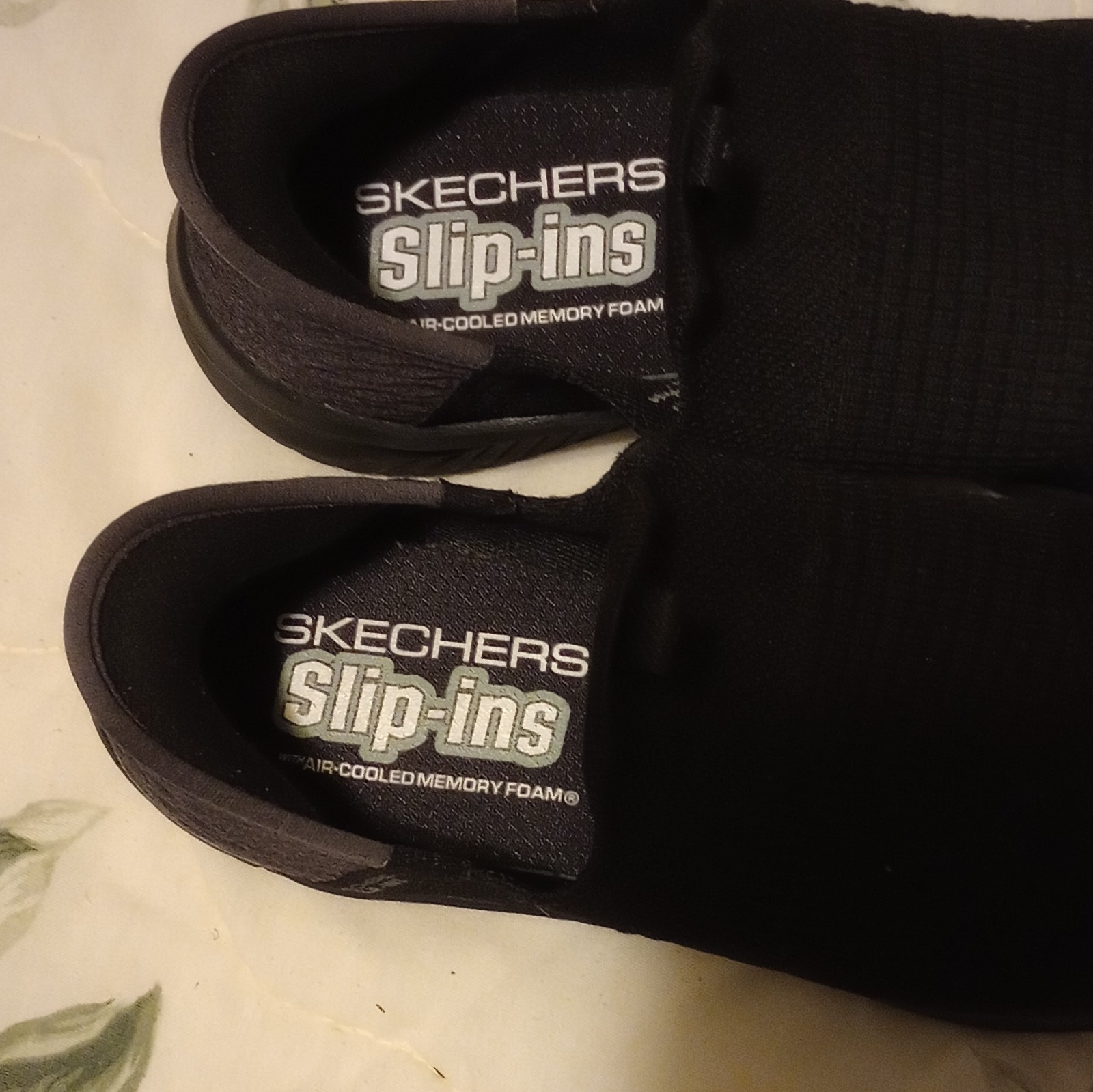 SKECHERS Slip-ins Womens Black Slip-On Sneakers Memory Foam Textile Upper