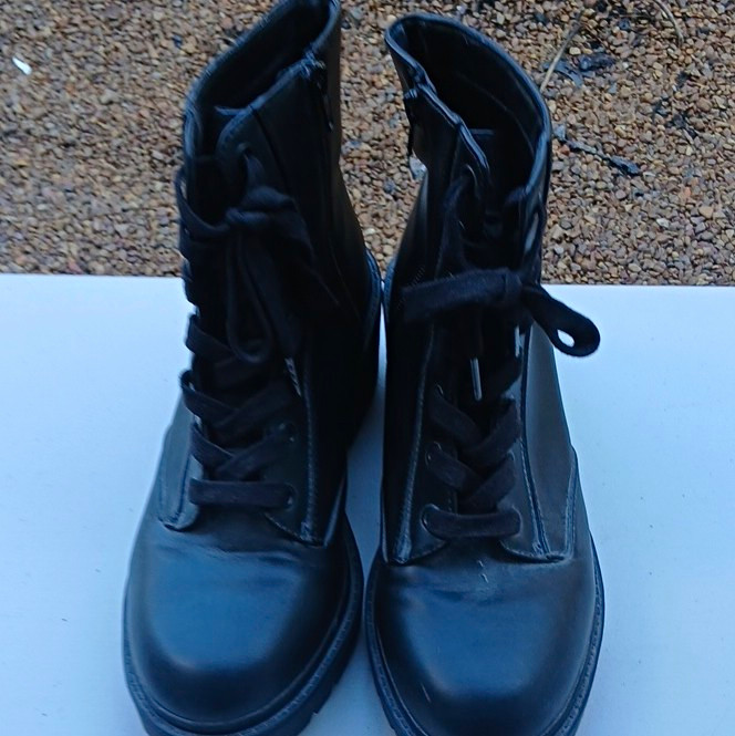 A New Day Black Lace-Up Combat Ankle Boots Side Zipper Lined Slip Resist 9
