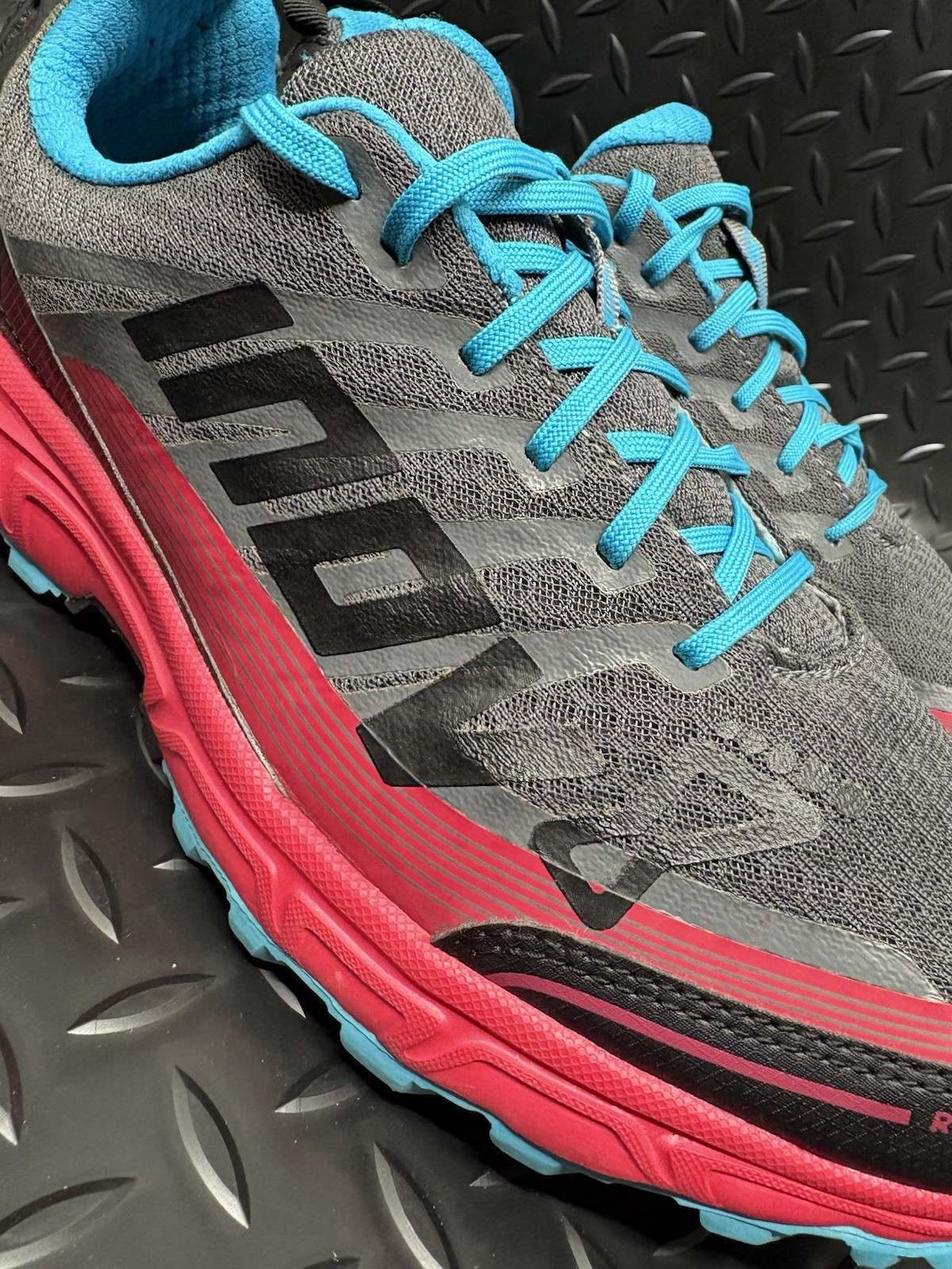 Inov8 Race Ultra 290 Running Shoes Women’s 11 / Men’s 9.5 Standard Fit