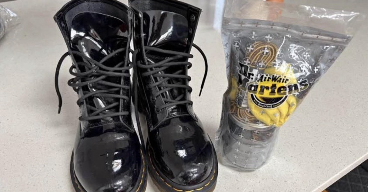 Dr. Martens 1460 Women’s 8.5 Black Patent Leather Ankle Combat Boots w/ cleaner