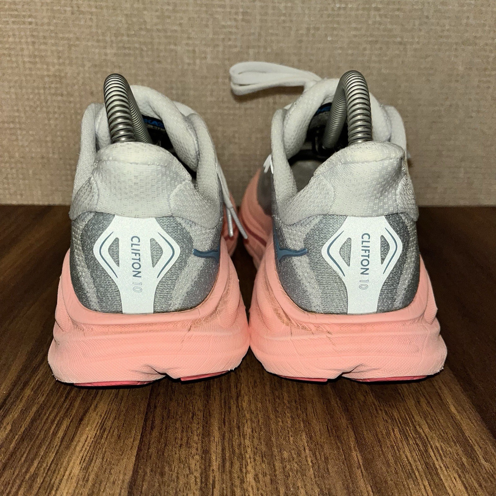 Hoka Clifton 10 Running Shoes Womens Size 6.0 D Wide Blue Pink Run Sneakers