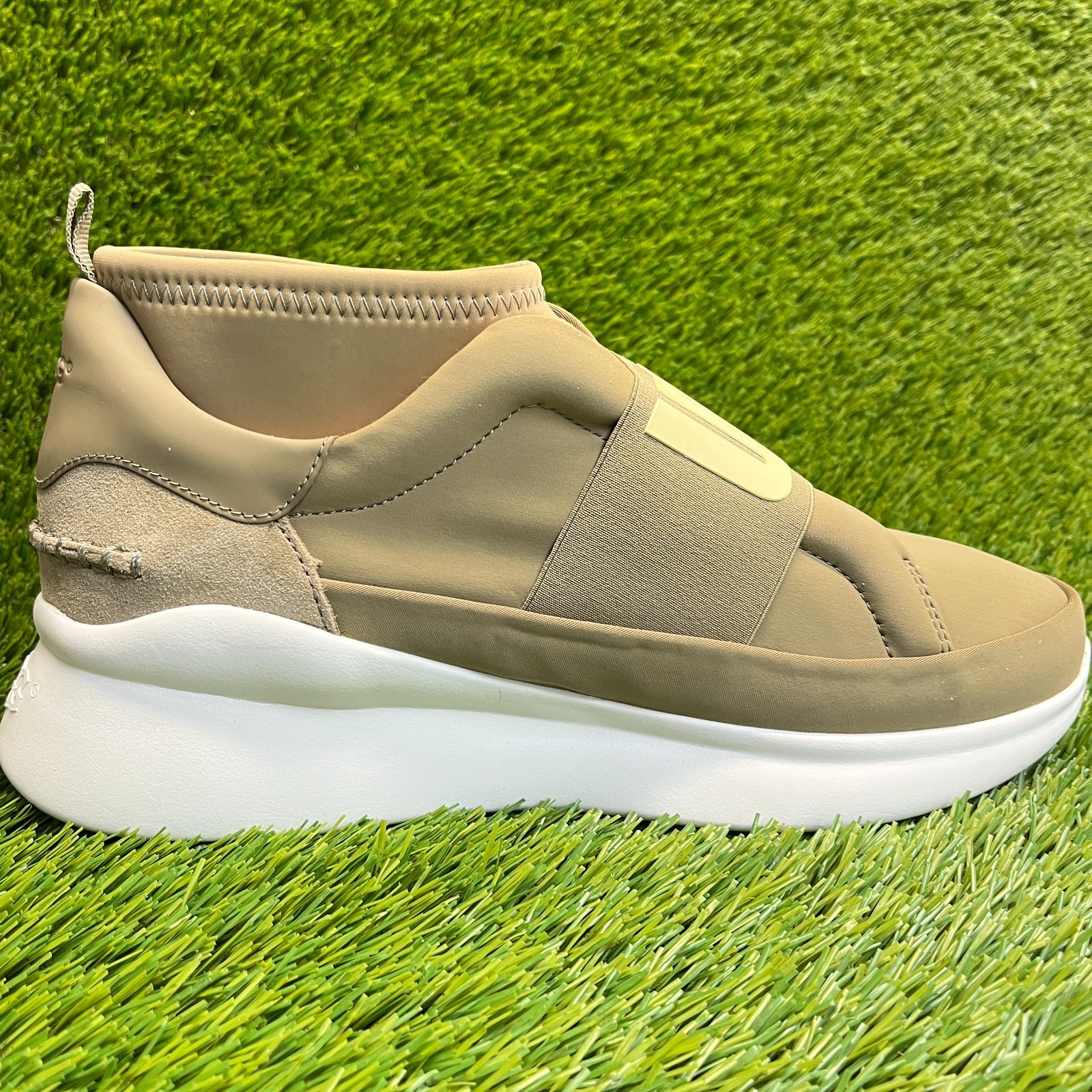 UGG Neutra Womens Size 10 Green White Athletic Walking Slip On Shoes Sneakers