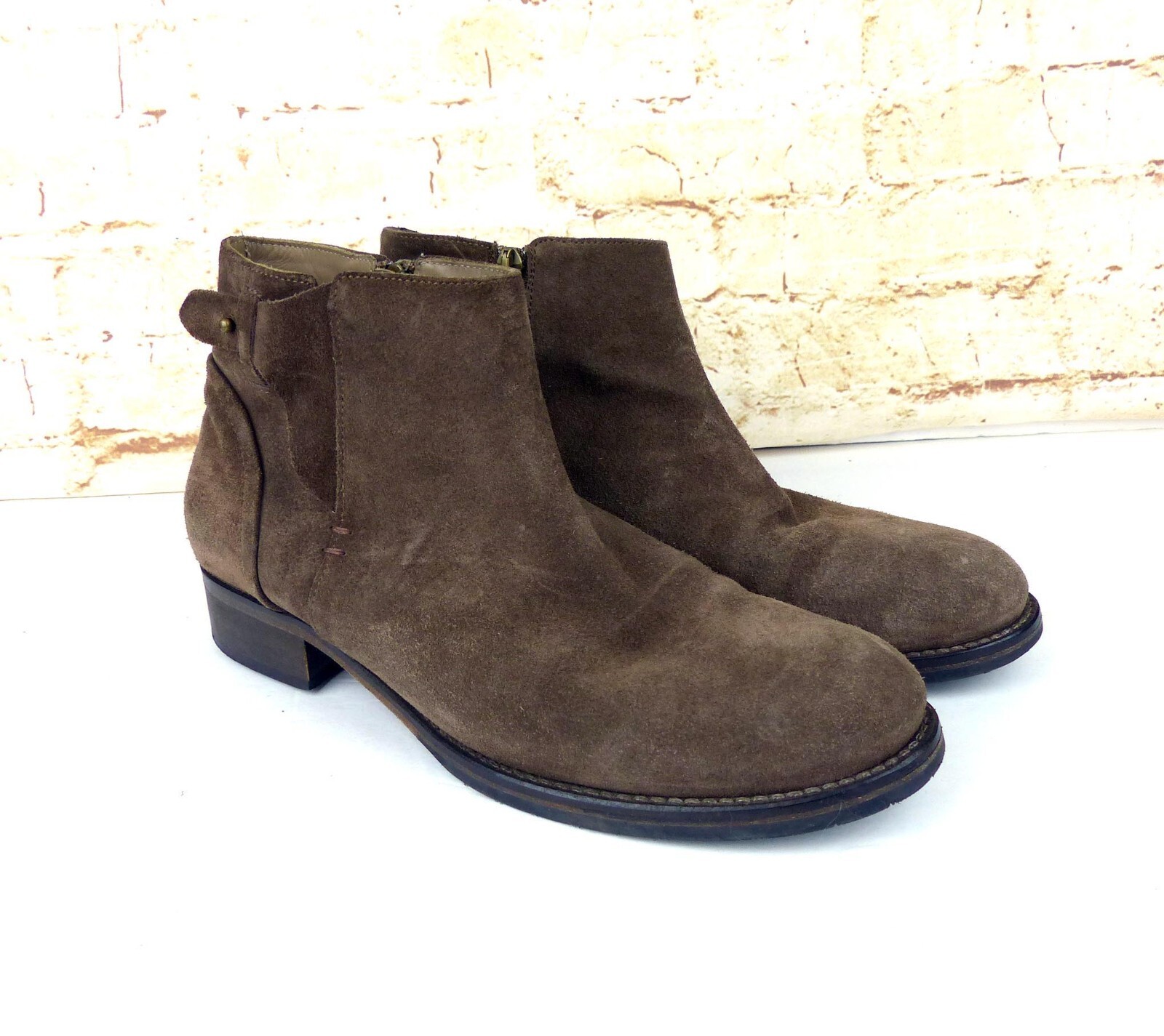 Italeau Bootie Women 9 US 39.5 Brown Waterproof Suede Leather Ankle Strap FLAW