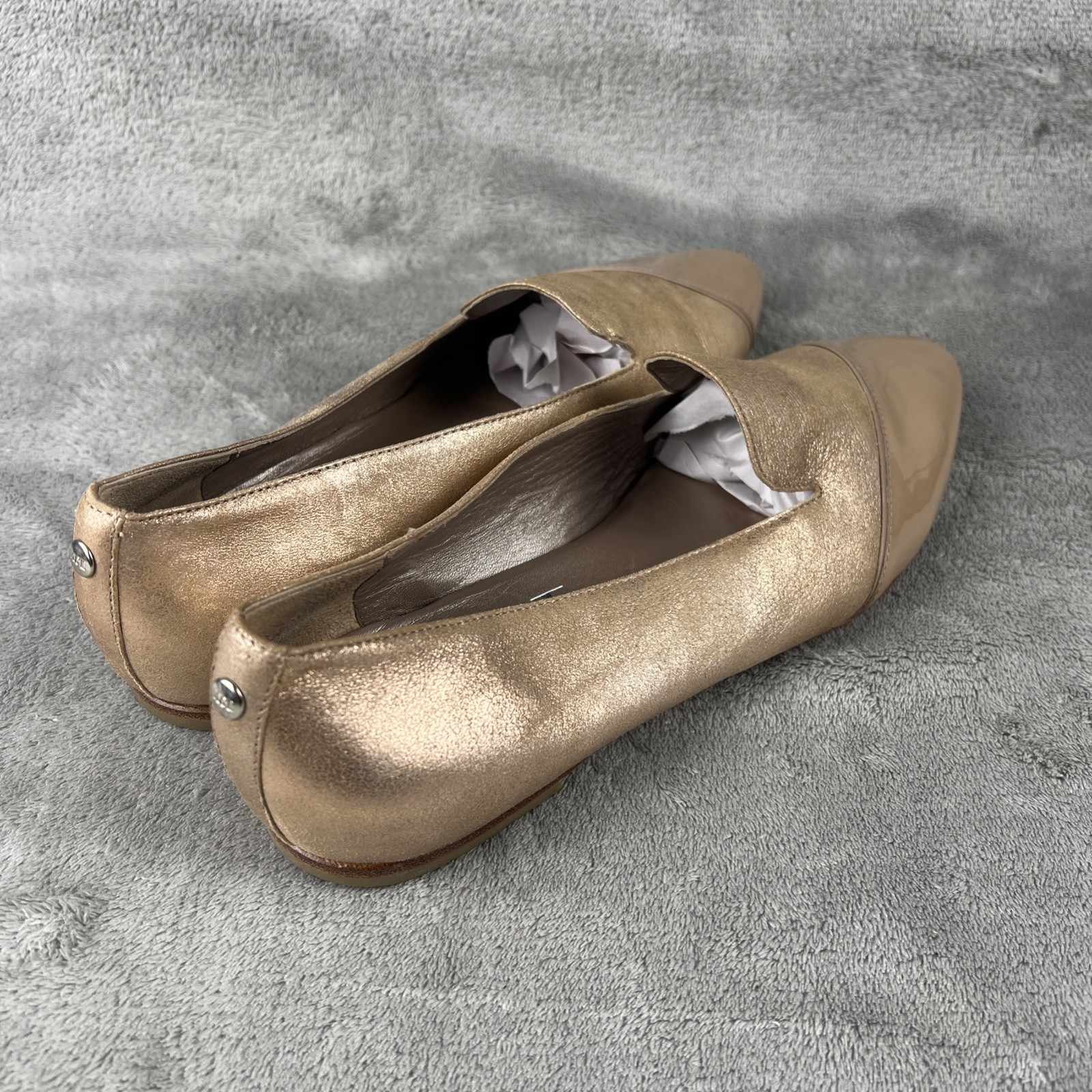 AGL Loafers Patent Leather Shoes Women’s Size 39.5 Metallic Cap Toe Asymmetrical