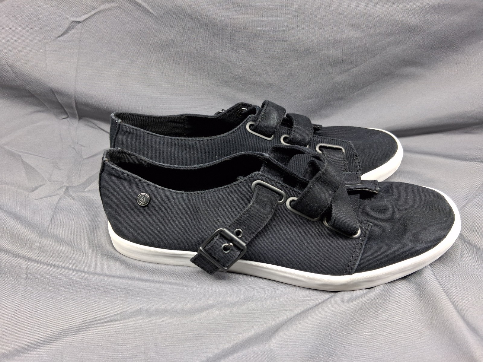 VOLCOM Womens 5 Black Canvas Strap Buckle