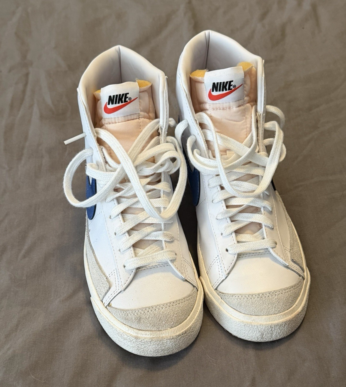 Nike Men’s Mid Top Leather Lace-Up Athletic Sneakers White/Blue Rubber Sole
