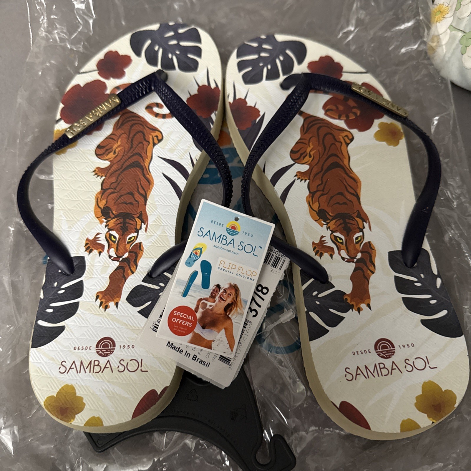 NWT Samba Sol Unisex Flip Flops Sandals Jungle Tiger Size W 7/8