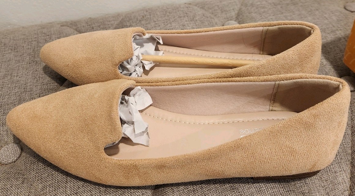 MUSSHOE Women’s Flat Size 7.5 Nude Suede