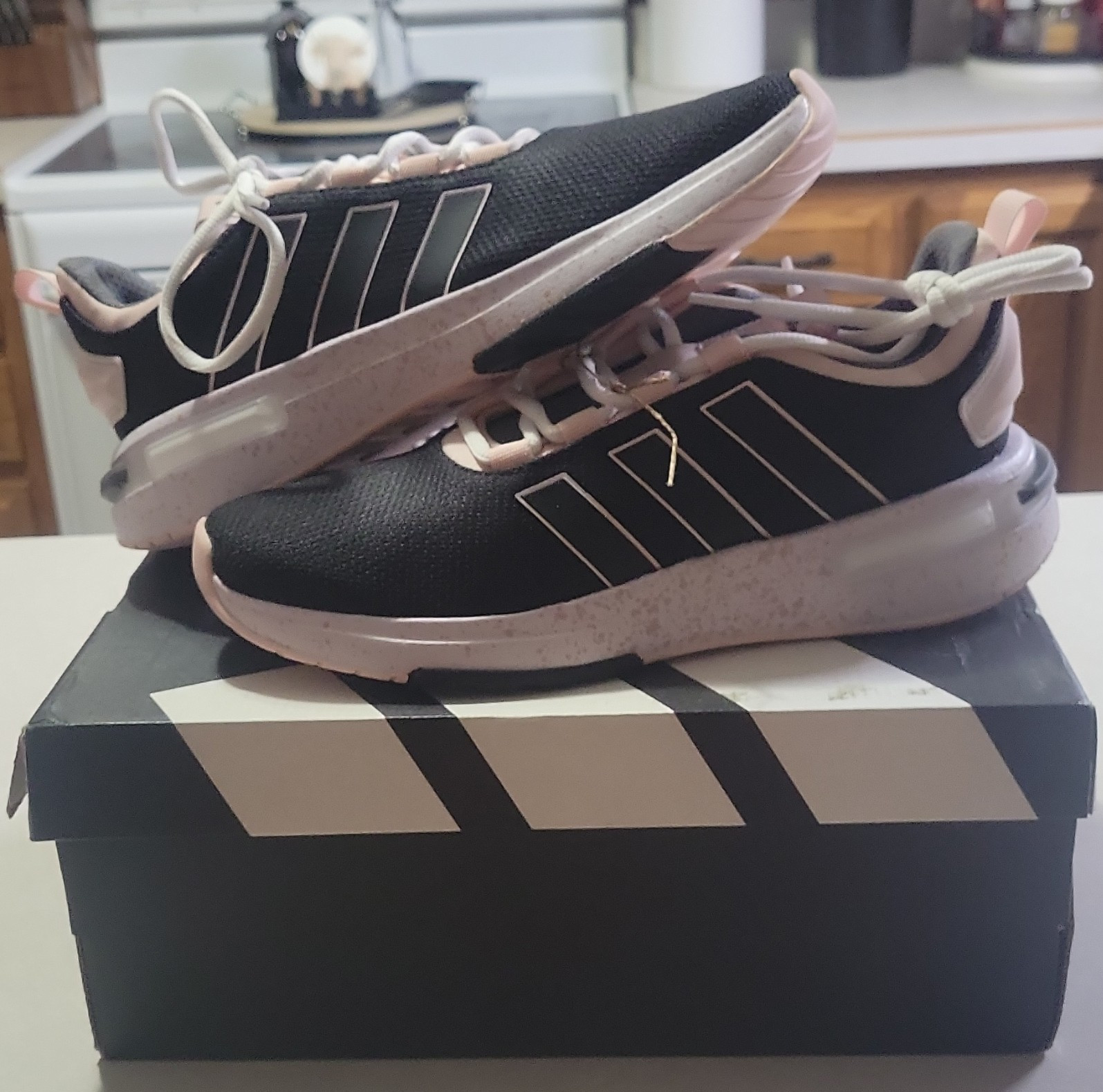 adidas Racer TR23 Women’s Athletic Sneakers Black Pink White Lace-Up IH2333