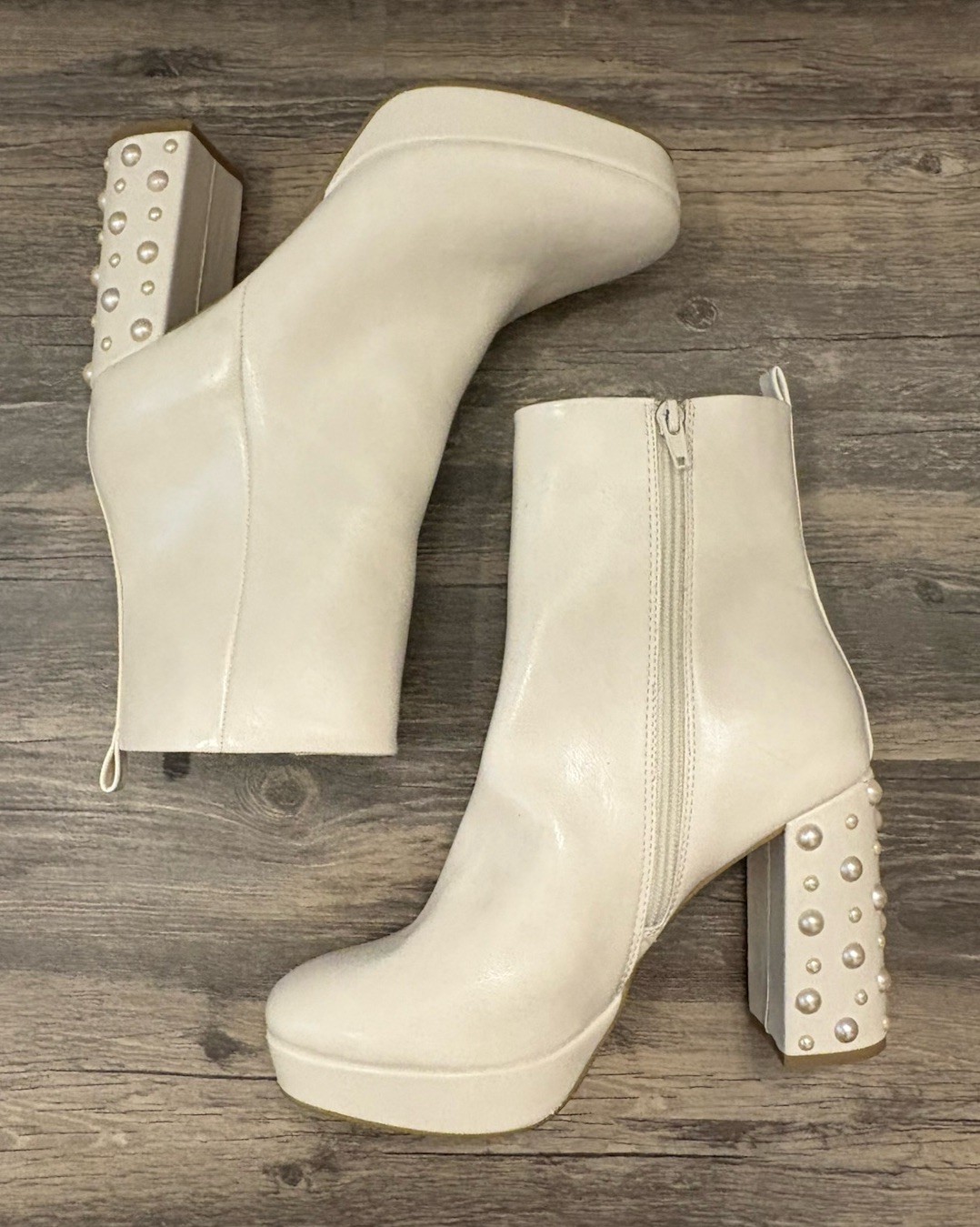 Women’s Report Cream White Studded Pearl Ankle Boots – Size 8.5 NEW