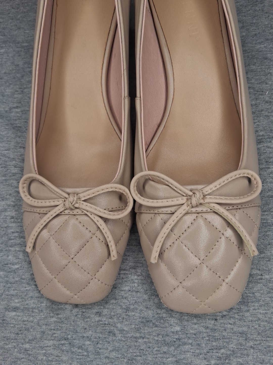 DEENNI Heeled Ballet Pumps Tan Minimalist Business Casual Size 38 US 7