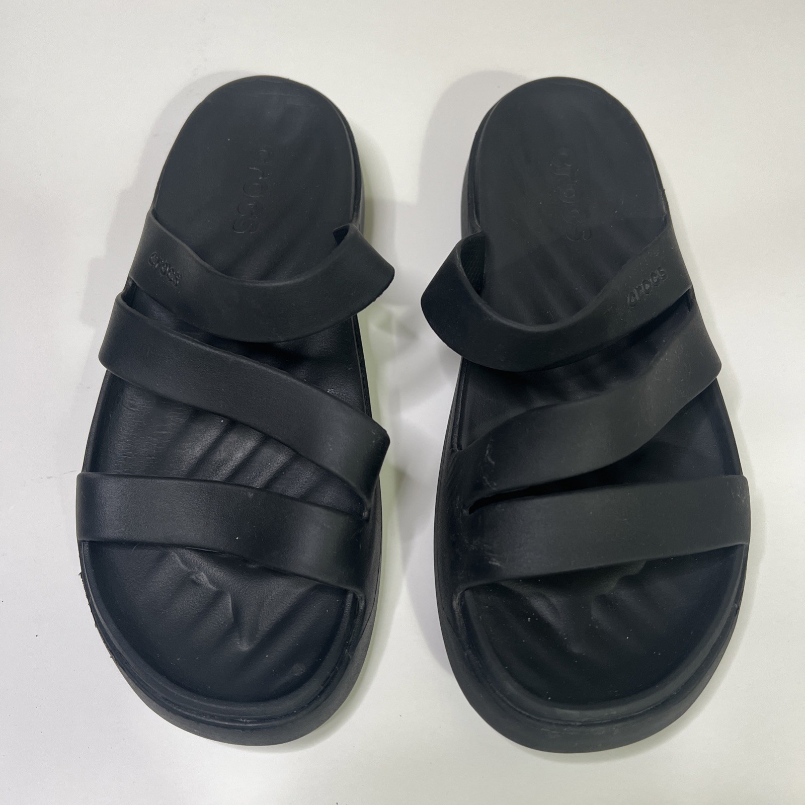 Crocs Getaway Strappy Sandals/Slides Black Women’s Size 8 Slip On, Summer, Comfy
