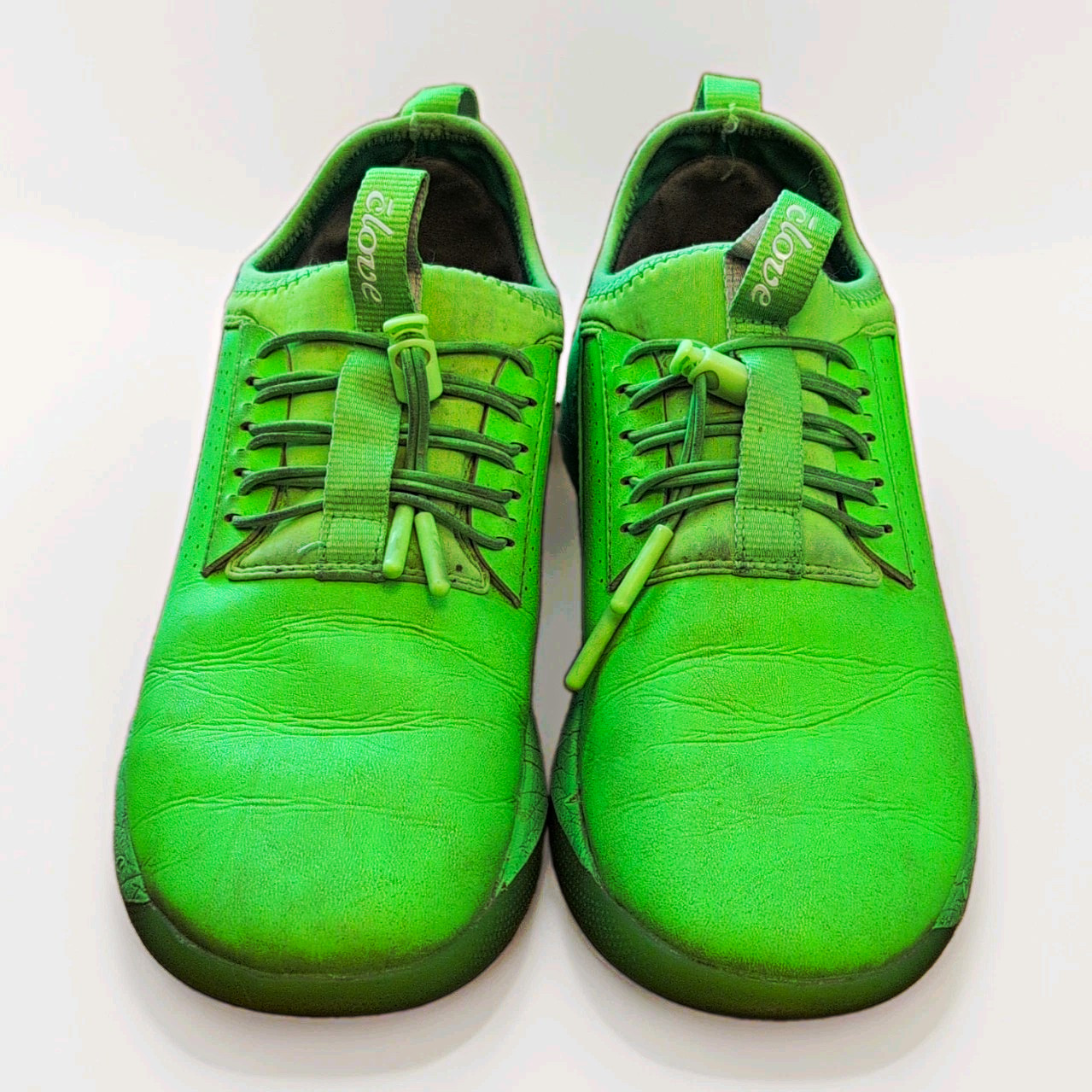 Clove Women’s Athletic Sneakers, Neon Green, Size 8