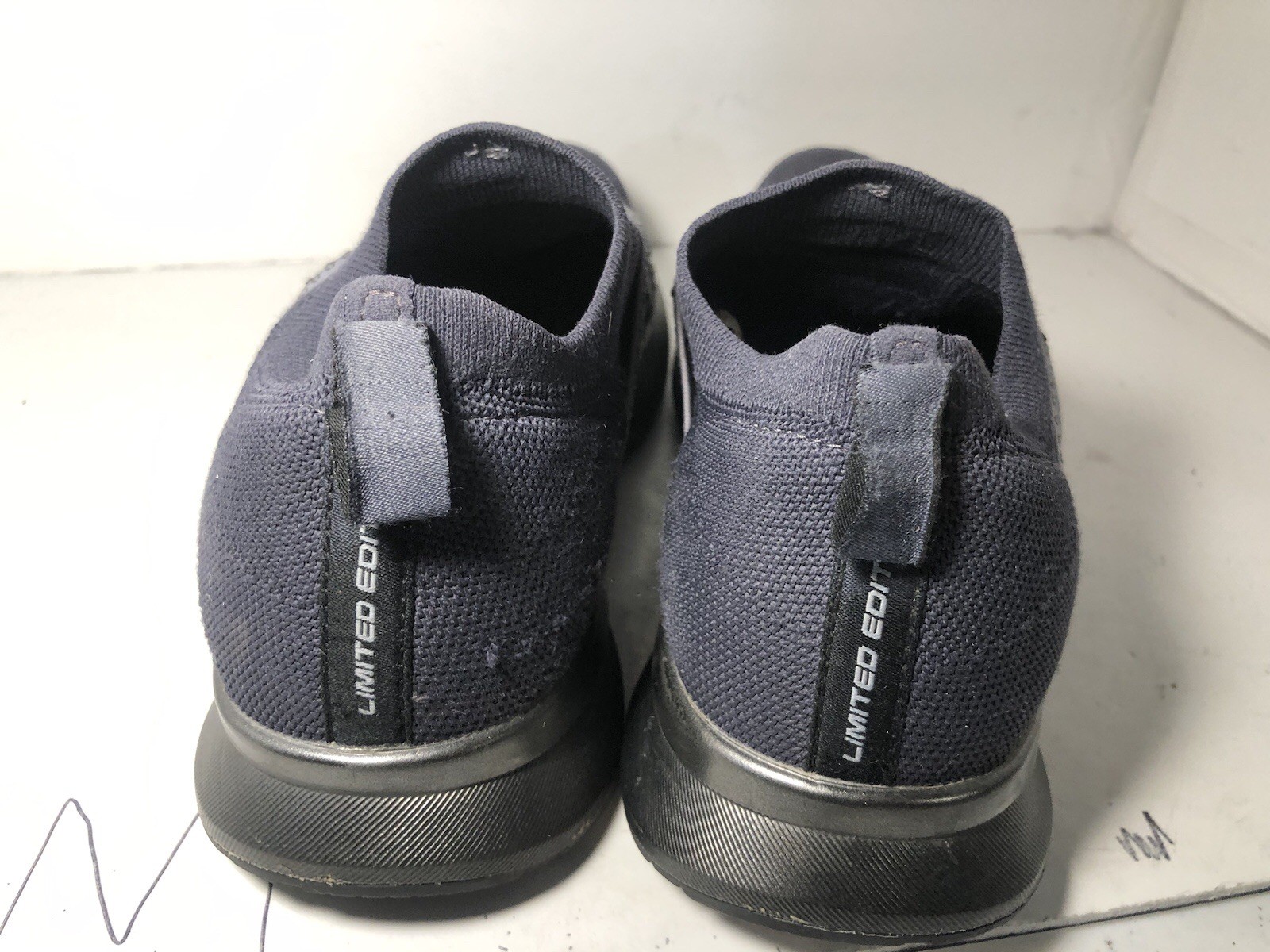 Brooks Womens Levitate 4 LE Gray Pink Slip On Running Shoes Sneaker Sz 10