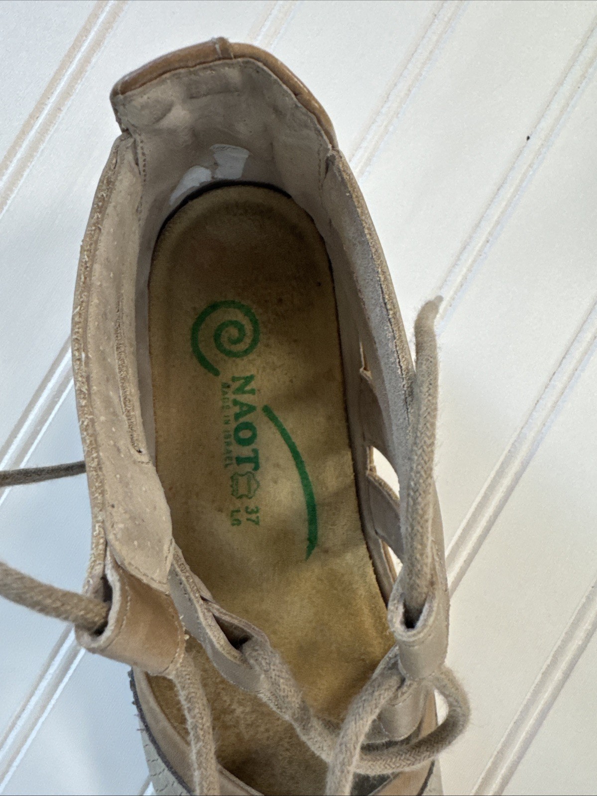 Naot Women’s Lace Up Kata Shoes US 7 EU 38 Beige Lizard Leather Comfort $199